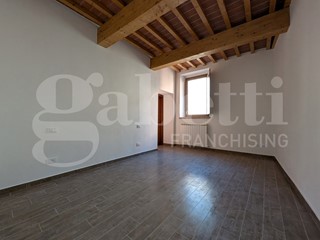 Trilocale in Vendita a Deruta, 99'000€, 132 m²