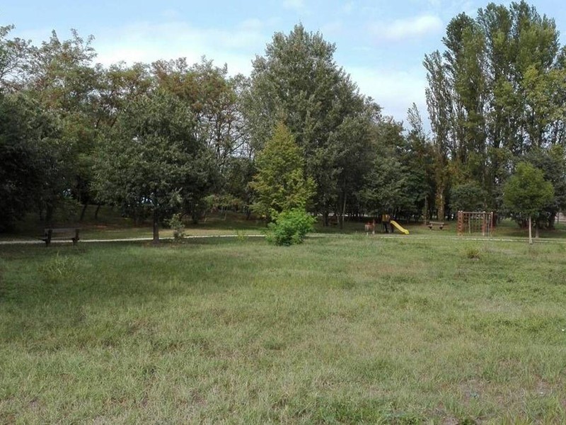 Terreno edificabile in Vendita a Terre del Reno, 257'940€, 2866 m²