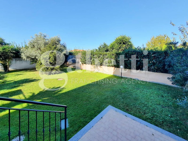 Appartamento in Vendita a Giugliano in Campania, 370'000€, 180 m²