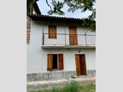 Casale in Vendita a Cocconato, 87'000&euro;, 195 m²