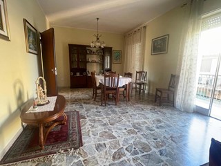 Appartamento in Vendita a Siracusa, 110'000&euro;, 160 m²