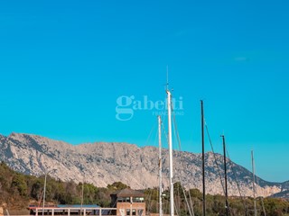 Trilocale in Vendita a San Teodoro, 900'000€, 100 m², arredato