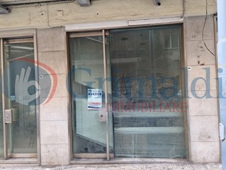Negozio in Vendita a Messina, 85'000€, 48 m²