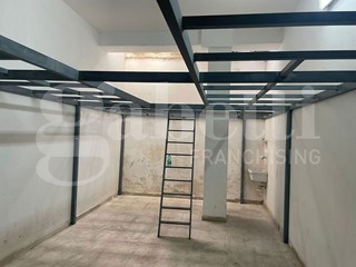 Box in Vendita a Barletta, 30'000€, 25 m²