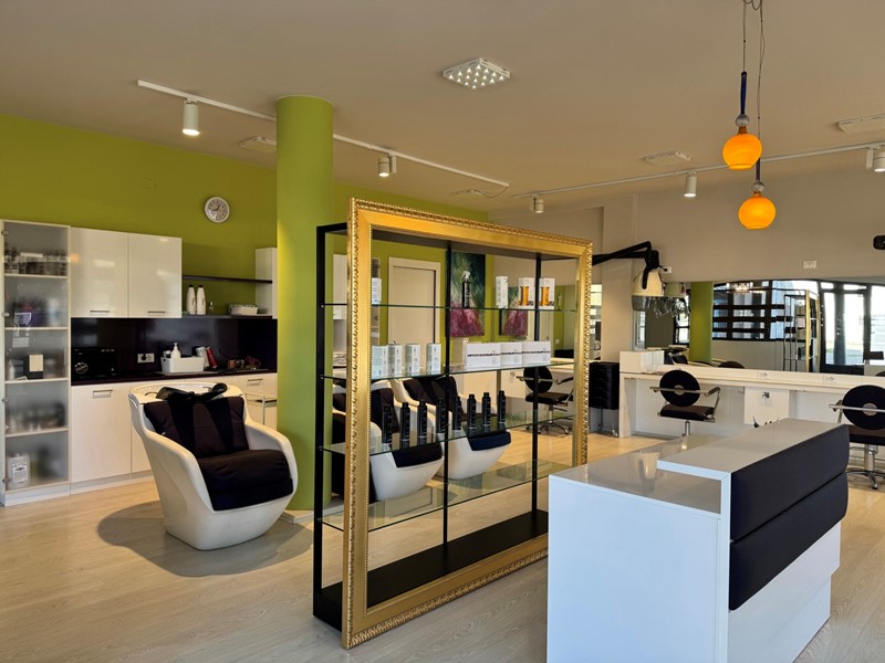 Negozio in Vendita a Noventa Vicentina, 144'000€, 85 m²