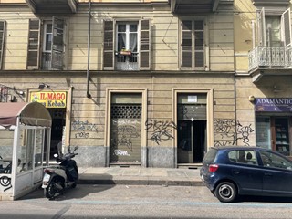 Negozio in Vendita a Torino, 120'000€, 75 m²