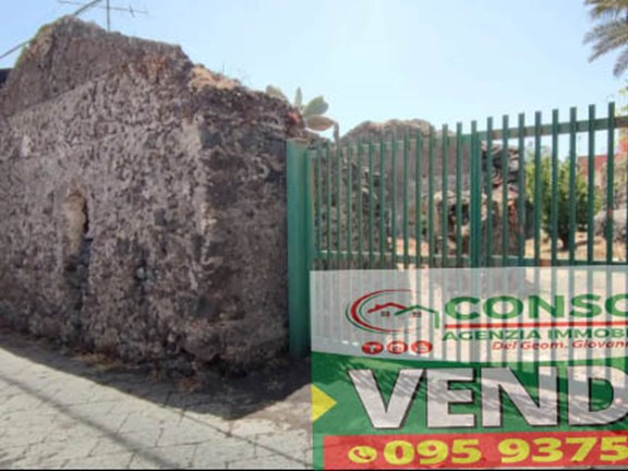 Terreno edificabile in Vendita a Acireale, zona Guardia Mangano, 55'000€