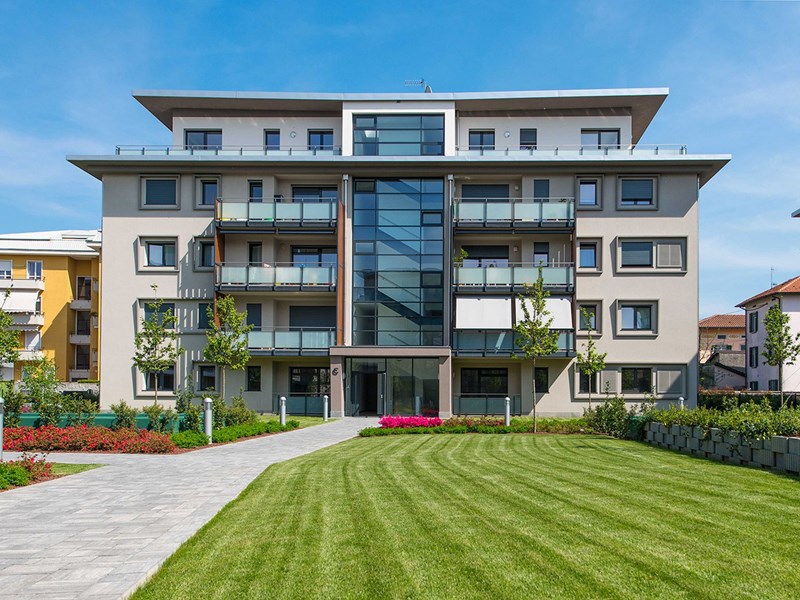 Appartamento in Vendita a Como, zona Albate, 360'000€, 135 m²