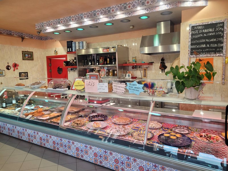 Immobile commerciale in Vendita a San Giorgio Bigarello, 30'000€, 90 m²