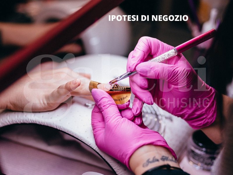 Negozio in Affitto a Chioggia, 500€, 17 m²