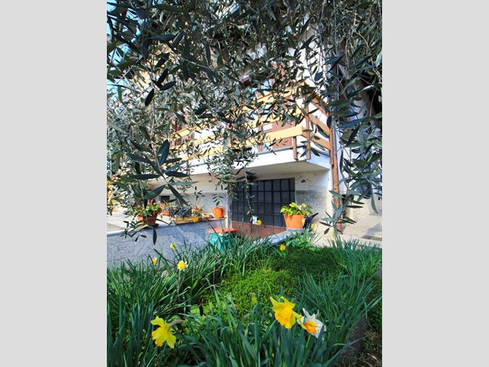 Villa in Vendita a Villa Cortese, 320'000€, 257 m²
