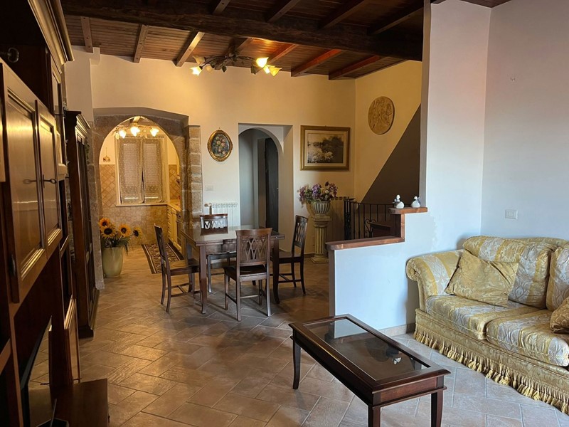 Trilocale in Vendita a Sezze, 95'000&euro;, 90 m²