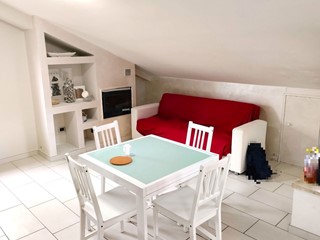 Trilocale in Vendita a Avezzano, 65'000€, 60 m², arredato