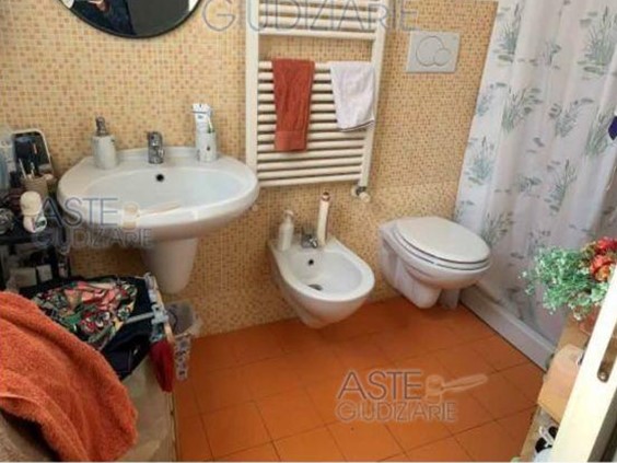 Bilocale in Vendita a Faenza, 37'500€, 58 m²