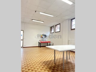 Ufficio in Affitto a Modena, zona Villaggio Giardino, 500&euro;, 50 m²