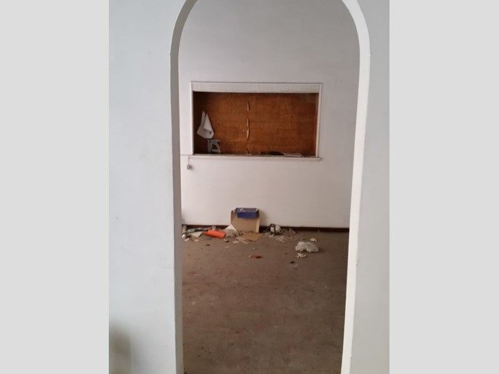 Capannone in Vendita a Lucca, zona Centro Storico, 220'000€, 110 m²