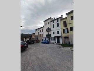 Casa Semi Indipendente in Vendita a Fornovo di Taro, 85'000&euro;, 90 m²