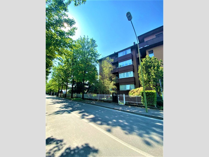 Quadrilocale in Vendita a Vimercate, 170'000€, 110 m²