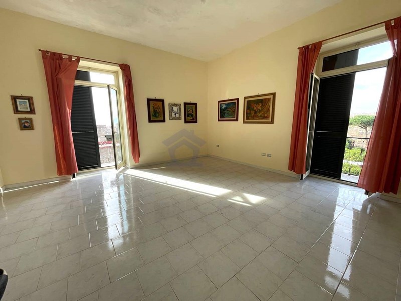 Bilocale in Vendita a Torre Annunziata, zona sud, 99'000€, 60 m²