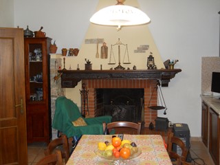 Appartamento in Vendita a Calci, 165'000&euro;, 140 m²