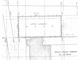 Negozio in Vendita a Capannori, zona Castelvecchio, 250'000€, 250 m²