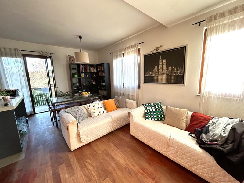 Villa bifamiliare in Vendita a Montelupo Fiorentino, 460'000€, 200 m², con Box