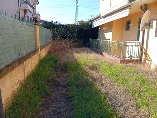 Appartamento in Vendita a Carrara, zona Sant'Antonio, 255'000€, 120 m², arredato