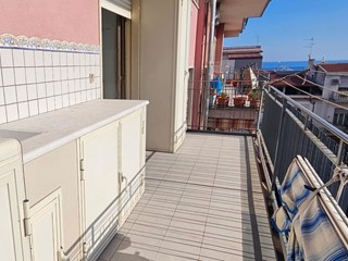 Appartamento in Vendita a Roccalumera, 128'000€, 113 m²