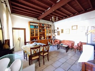 Appartamento in Vendita a Tagliacozzo, 110'000€, 80 m²