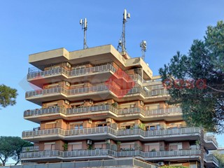 Appartamento in Vendita a Roma, 395'000€, 173 m²