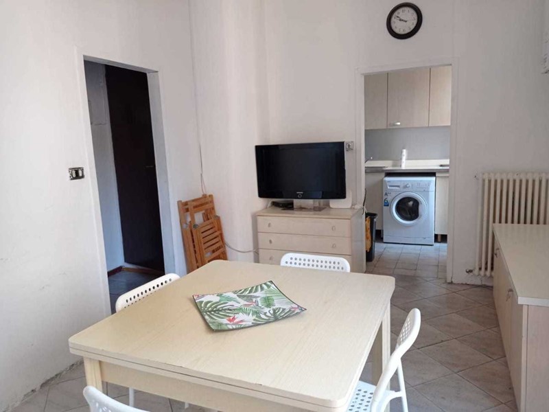 Stanza in Affitto a Modena, zona Centro cittÃ, 300€, 16 m², arredato