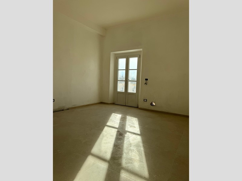 Attico in Vendita a Capannori, zona Lunata, 290'000€, 130 m², con Box