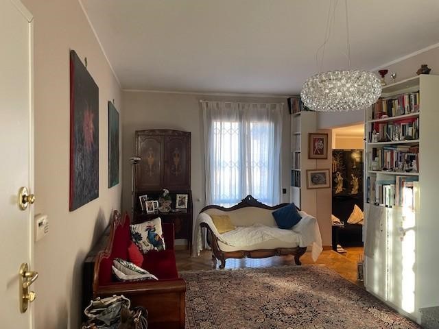 Villa bifamiliare in Vendita a San Giuliano Terme, zona Ghezzano, 520'000€, 200 m², arredato