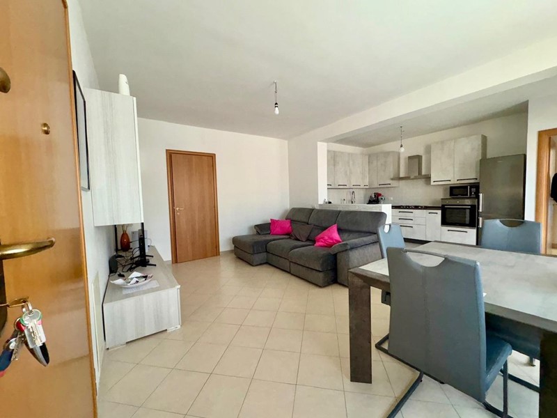 Quadrilocale in Vendita a Cascina, 165'000€, 85 m²