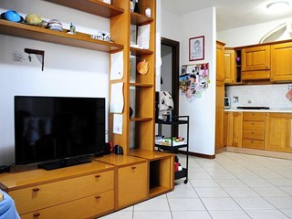 Trilocale in Vendita a Colle di Val D'Elsa, 175'000€, 73 m², con Box