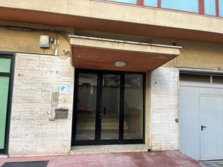 Trilocale in Vendita a Brindisi, 130'000€, 153 m²