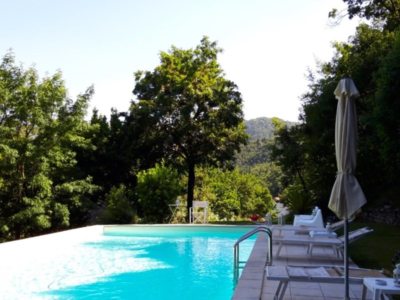 Casa Indipendente in Vendita a Vaiano, 495'000€, 185 m²