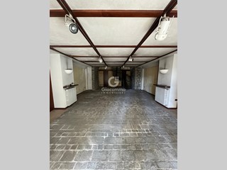 Immobile commerciale in Affitto a Potenza, 700€, 109 m²