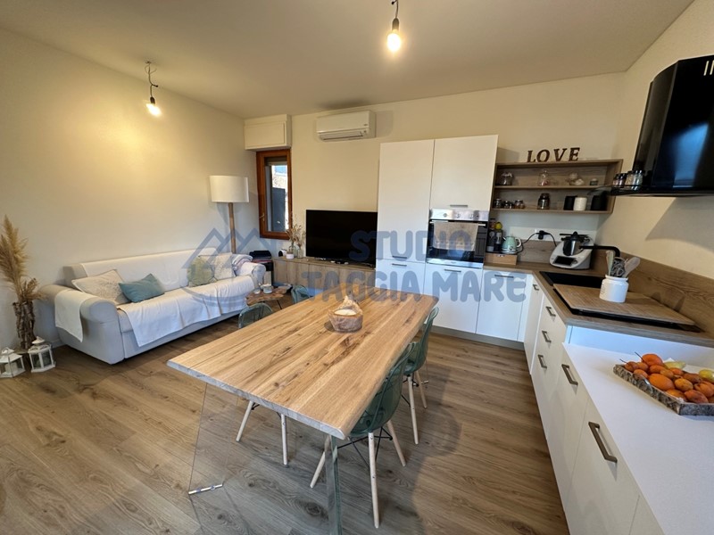 Bilocale in Vendita a Cipressa, 149'000€, 50 m², arredato