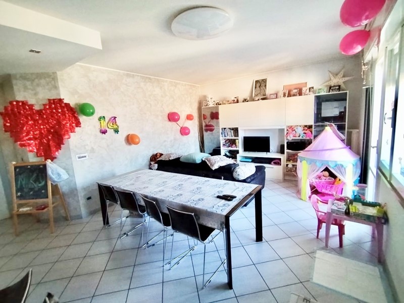 Appartamento in Vendita a Rimini, 295'000€, 125 m², con Box