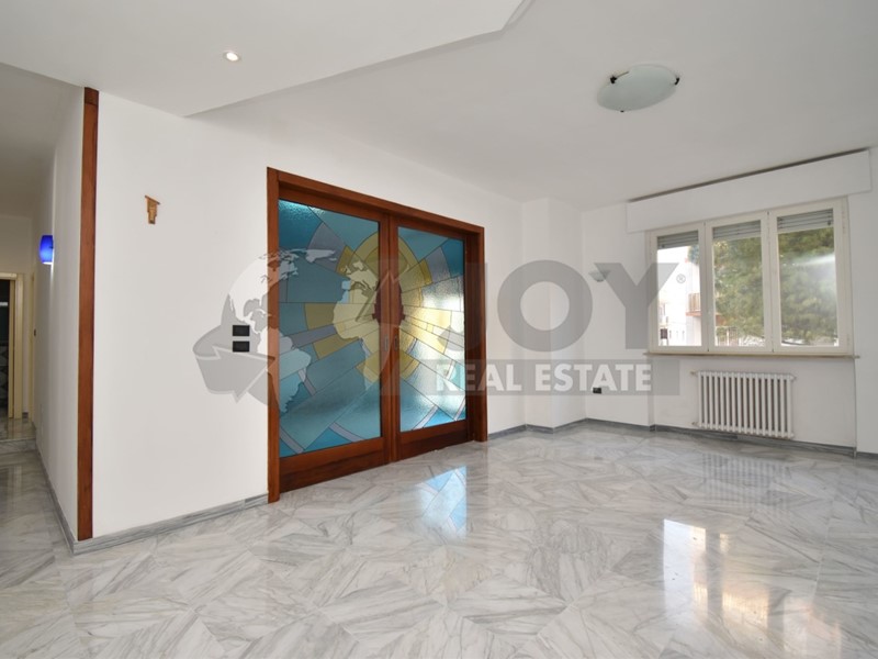Appartamento in Vendita a Brindisi, 198'000€, 140 m²