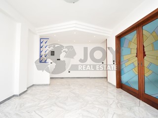 Appartamento in Vendita a Brindisi, 188'000€, 140 m²