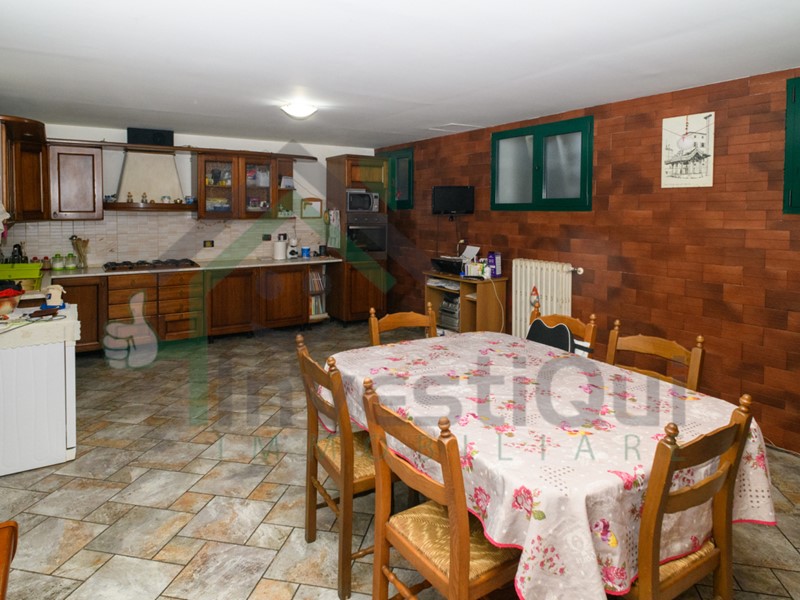 Casa Indipendente in Vendita a San Maurizio Canavese, 229'000€, 240 m²