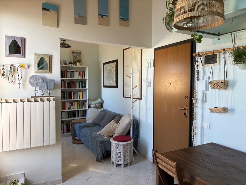 Attico in Vendita a Pisa, zona Marina di Pisa, 375'000€, 80 m², arredato