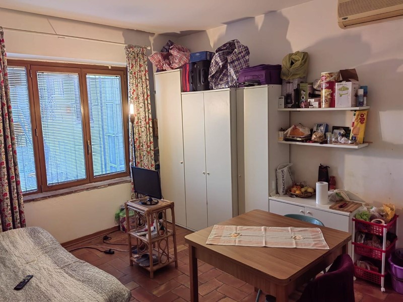 Monolocale in Vendita a Siena, 115'000&euro;, 38 m², arredato
