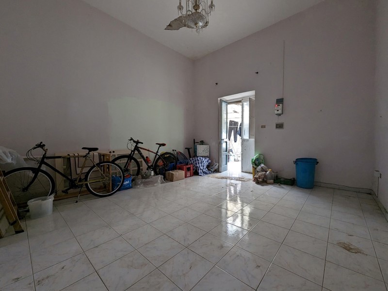 Trilocale in Vendita a Monte di Procida, 169'000€, 90 m²