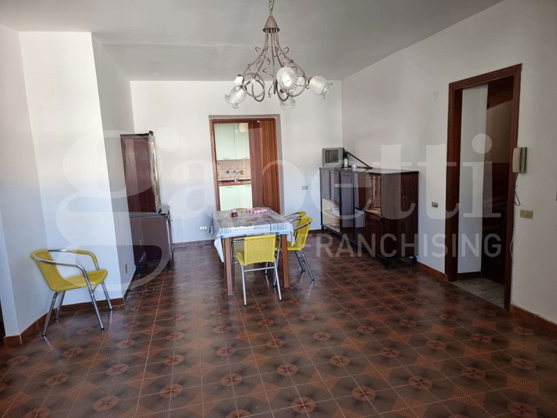 Appartamento in Vendita a Sangineto, 165'000€, 90 m², arredato