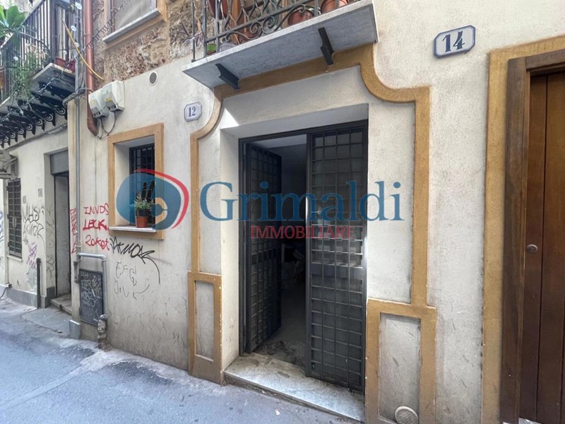 Ufficio in Vendita a Palermo, 75'000€, 50 m²