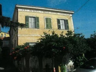 Attività commerciale in Vendita a Imperia, zona Poggi, 178'000€, 280 m²