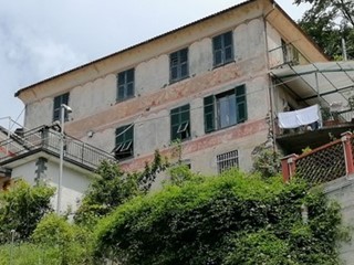 Appartamento in Vendita a Neirone, 19'732€, 103 m²
